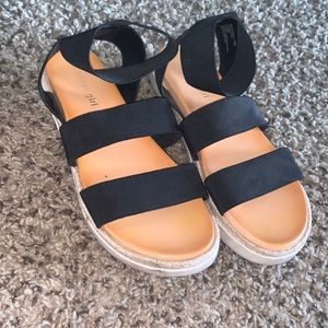 Strapped sandals